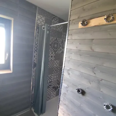 Mechanical Cottage, Old Cars And Bikes