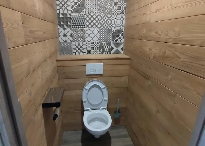 Mechanical Cottage, Old Cars And Bikes